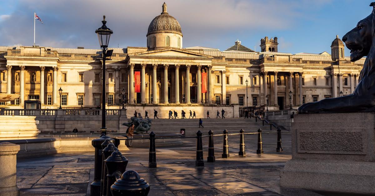 Visiting Trafalgar Square London City Hall